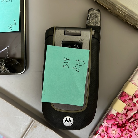 Cell Phone Accessories available with electronic purchase! - Picture 10 of 16